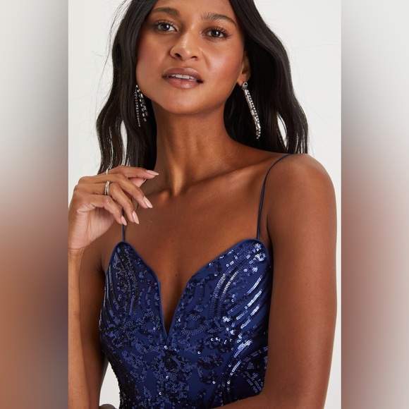 Truly Enchanting Navy Blue Sequin Backless Bodycon Mini Dress - Picture 4 of 10